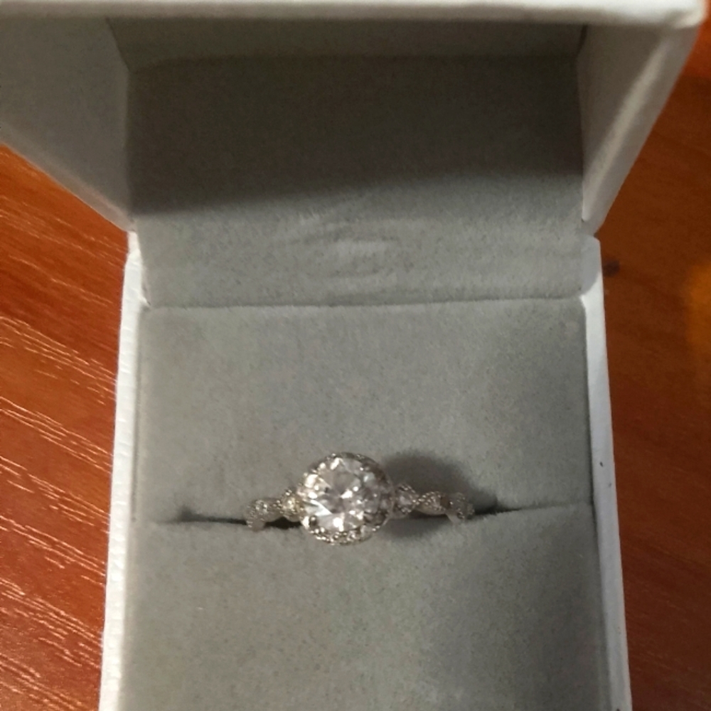 Charmed Aroma Elegant Silver Diamond Ring
